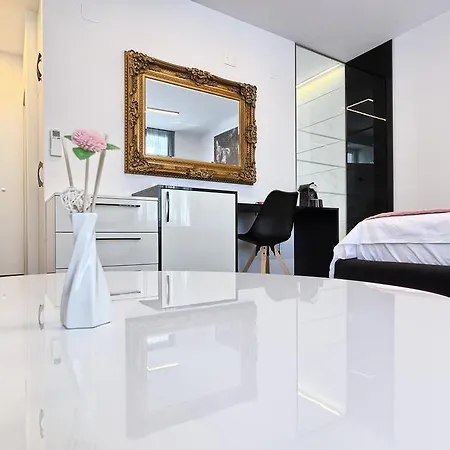 Mincheta - Luxury Gasthof Primošten
