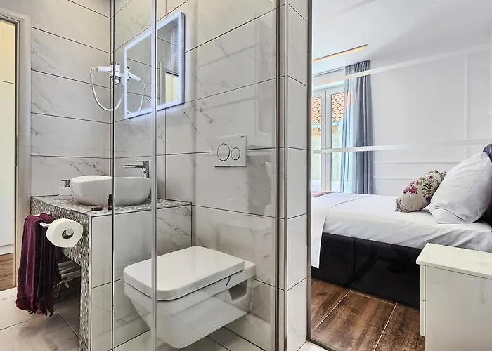 Mincheta - Luxury 4*