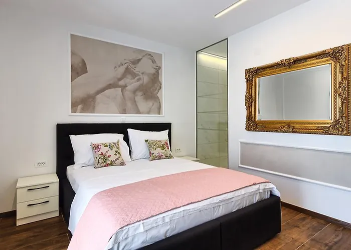 Mincheta - Luxury بيت ضيافة Primošten