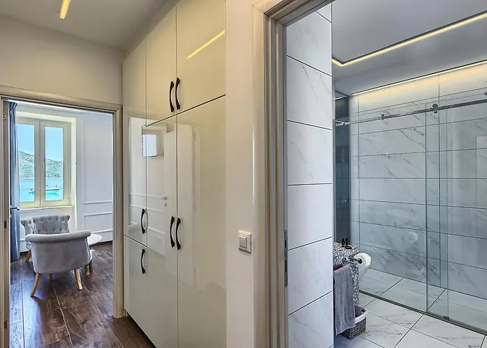 Mincheta - Luxury بيت ضيافة 4*