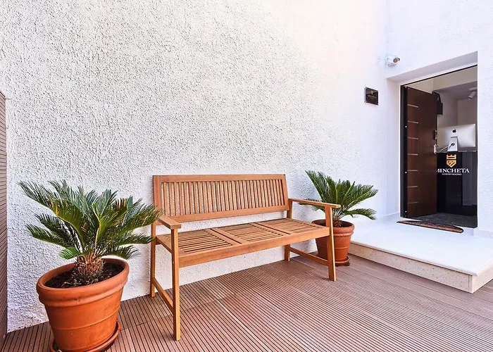 Mincheta - Luxury 4*